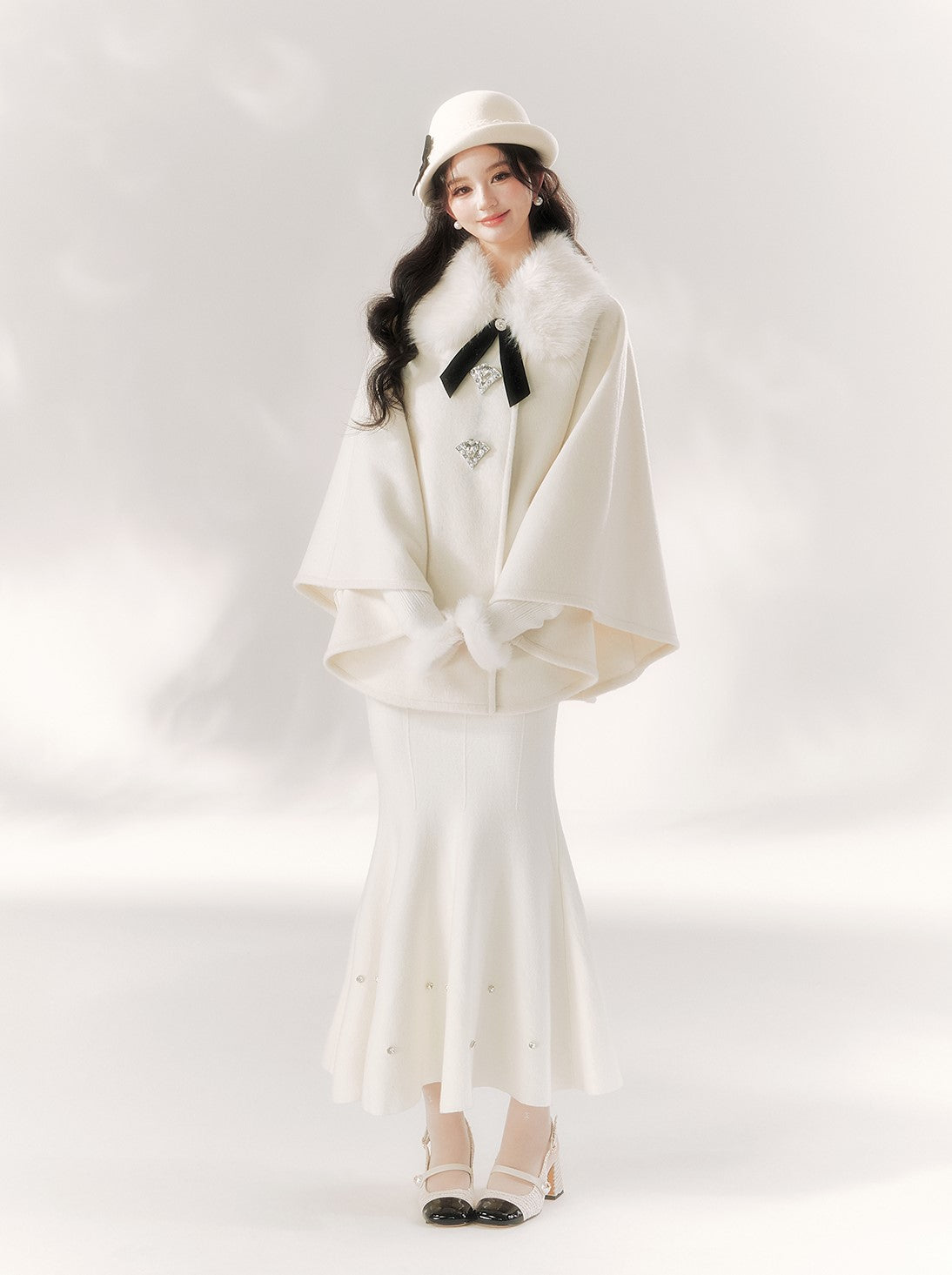 Ribbon Diamond Button Fur Collar Cape BBB0091