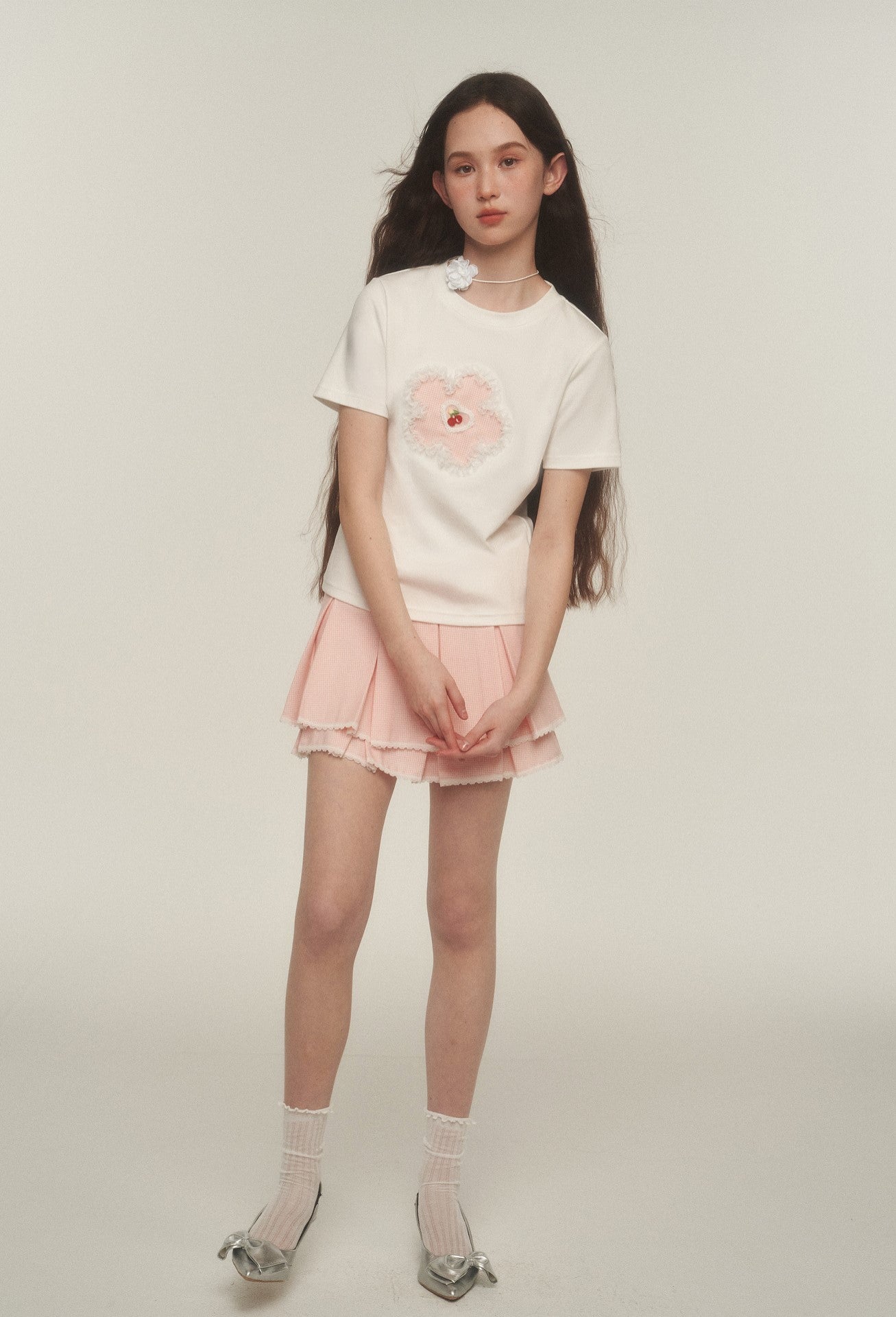 Small Flower Patch Embroidered Short Sleeve T-shirt AYF0040