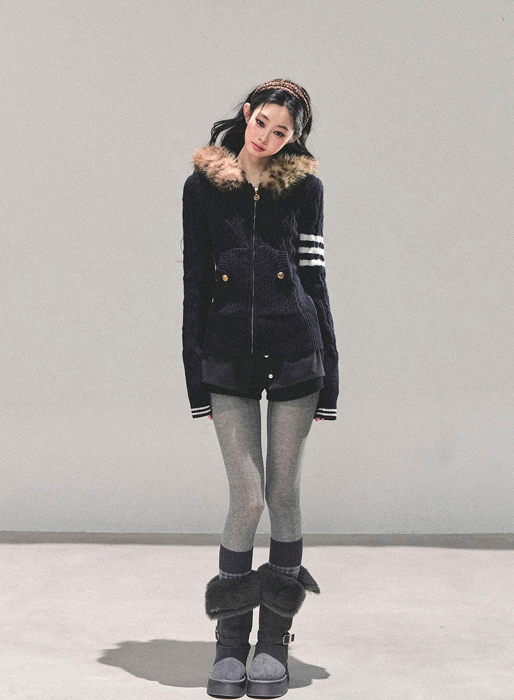 Long-sleeved Hooded Knit Cardigan DIA0665