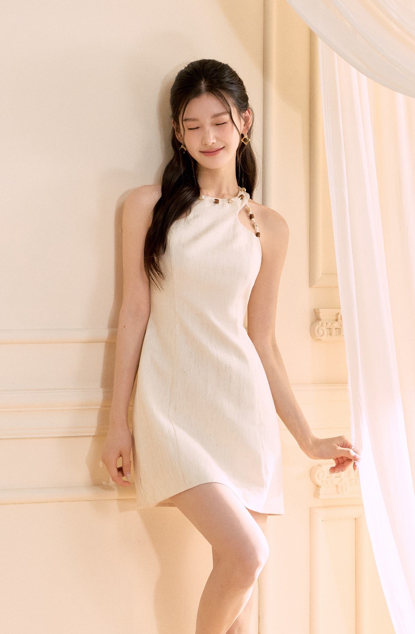 Halter Neck Beaded Linen Short Dress OSH0173