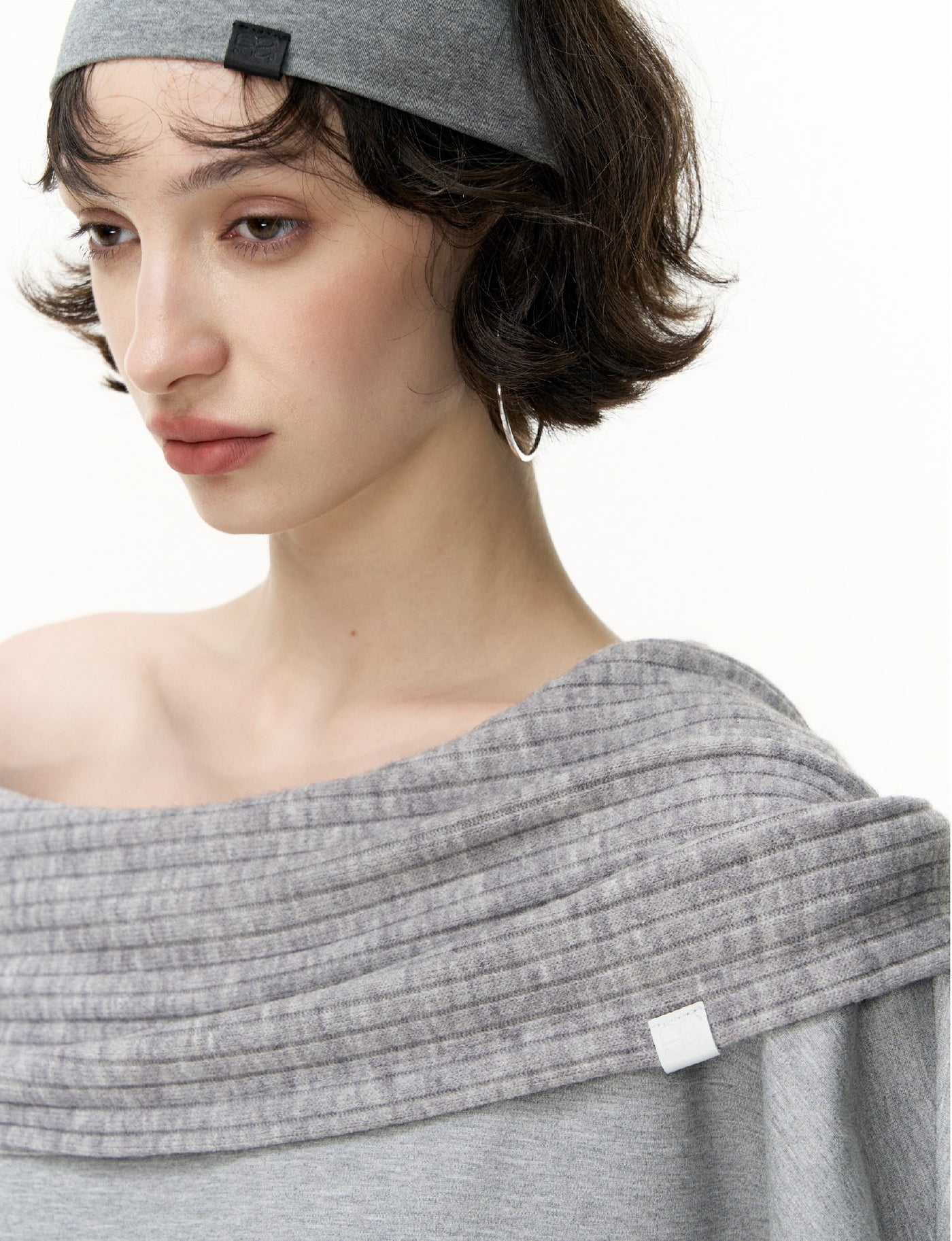 Off-Shoulder Loose Hooded Sweatshirt SAL0190