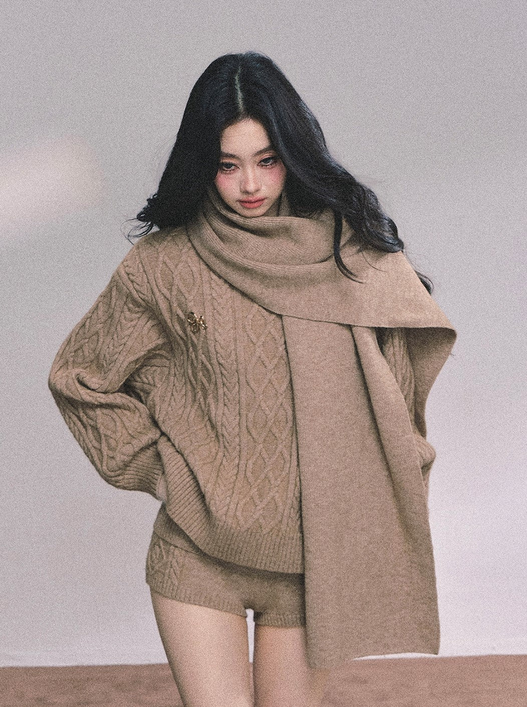 Cable Sweater/Scarf/Shorts DIA0621