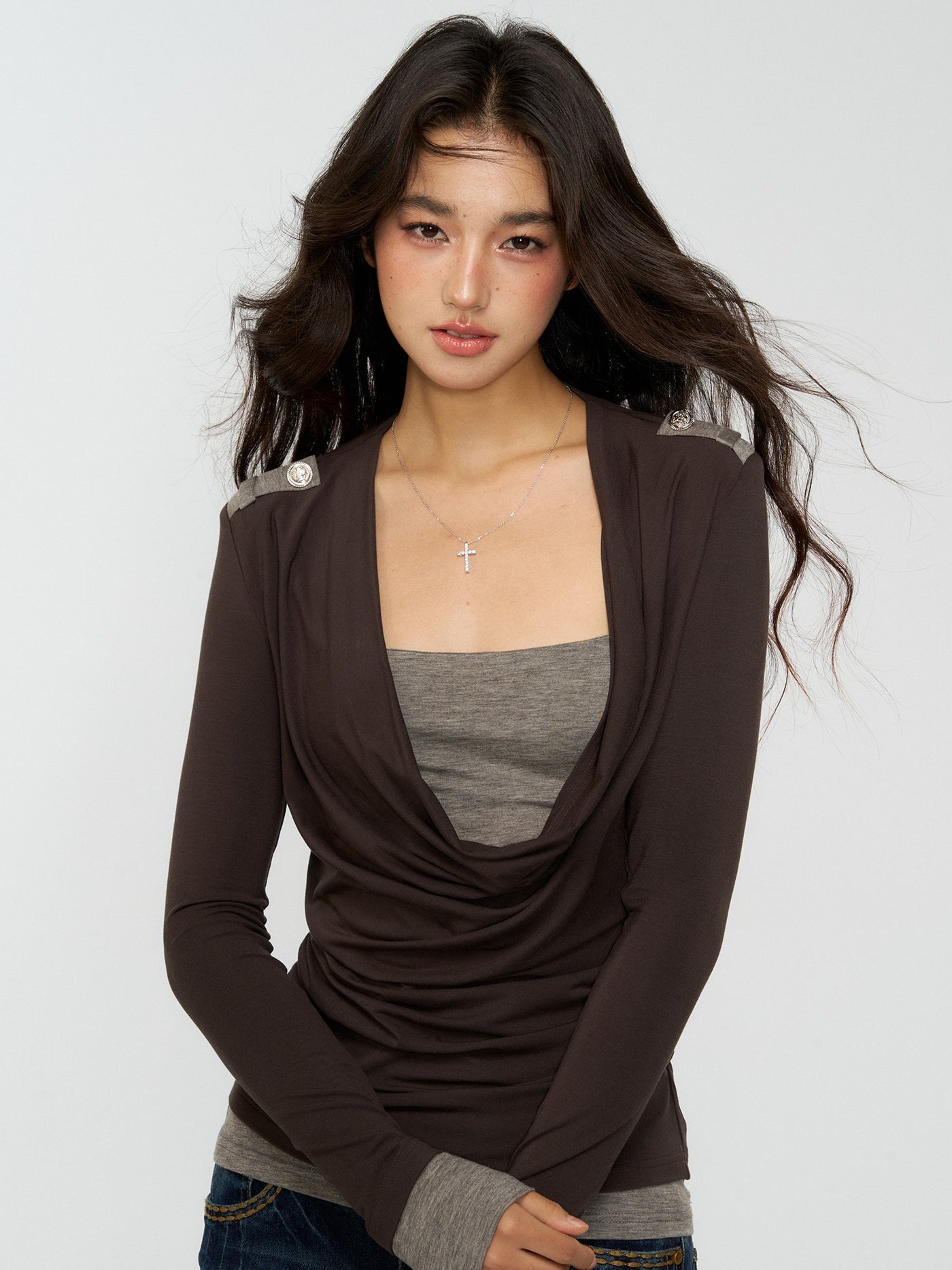 Draped Collar Layering Base T-shirt 4MU0162