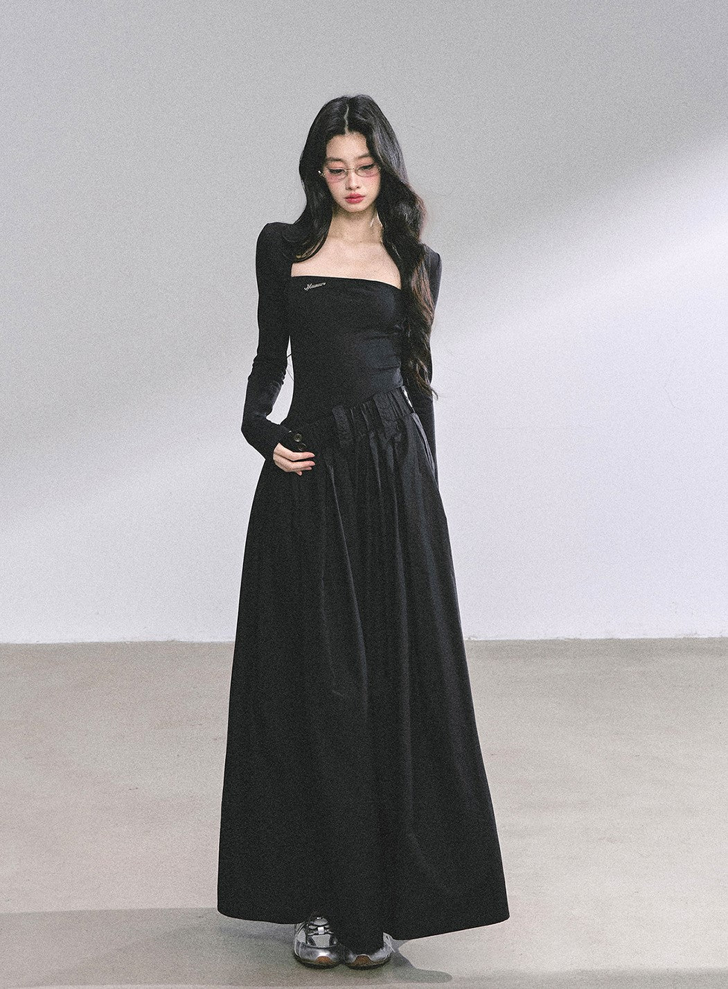 Hepburn Style Long-sleeved Dress DIA0559
