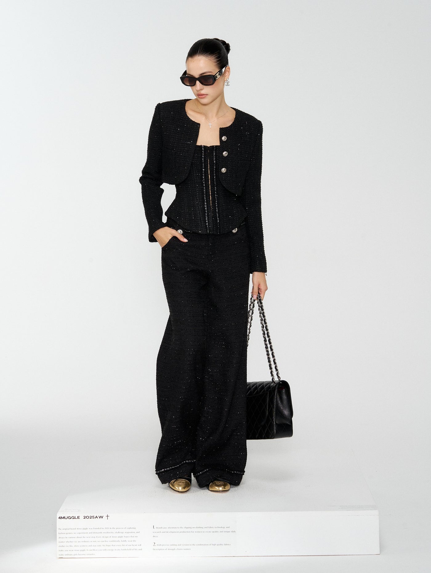 Black Luxurious-style Short Jacket/Camisole/Pants 4MU0161