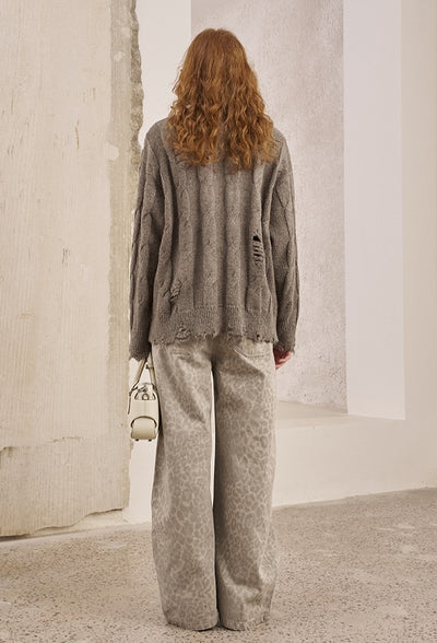 Appliqued Kitten Hollow Cable Sweater DID0235