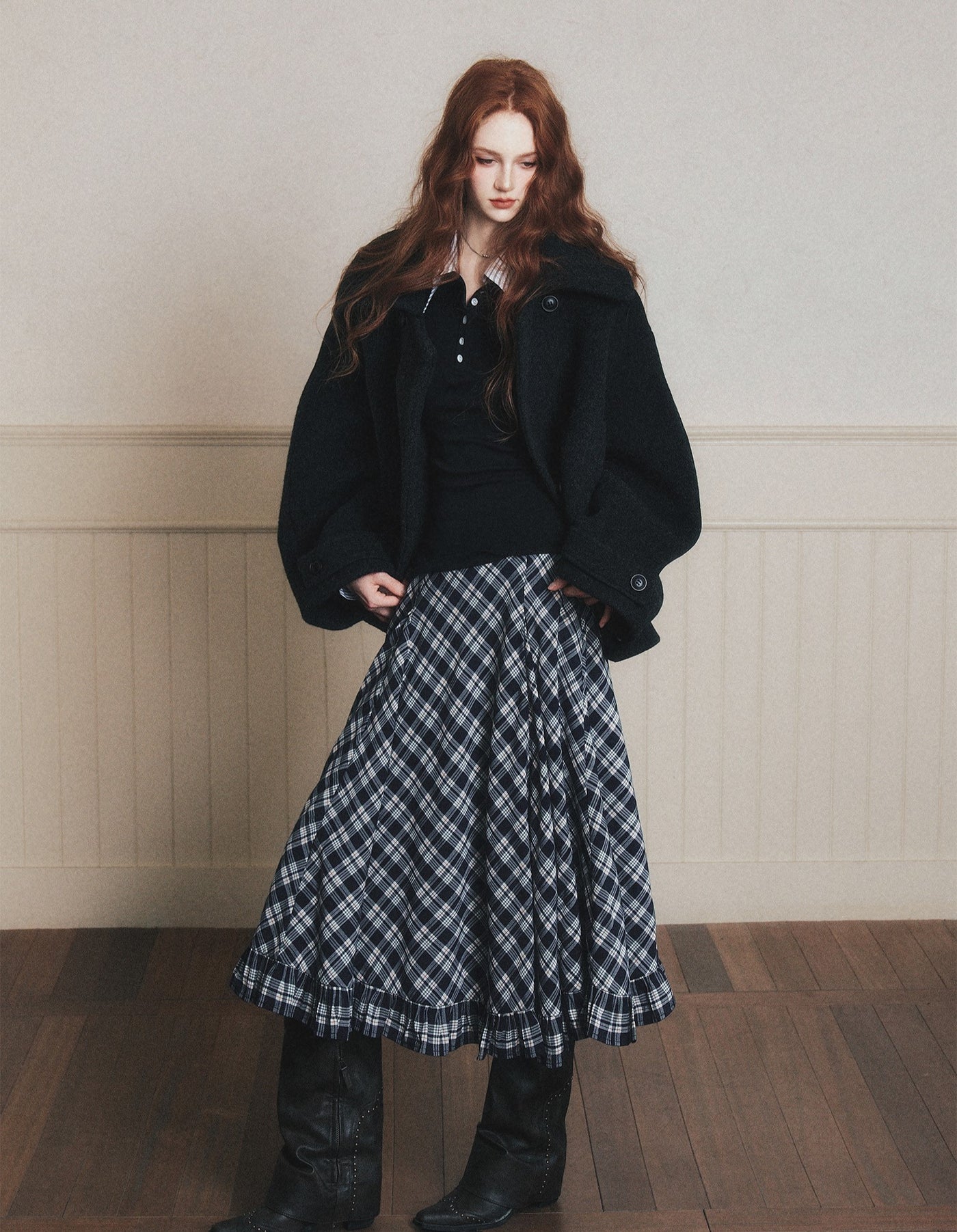 Contoured Double-Breasted Short Jacket LUL0182