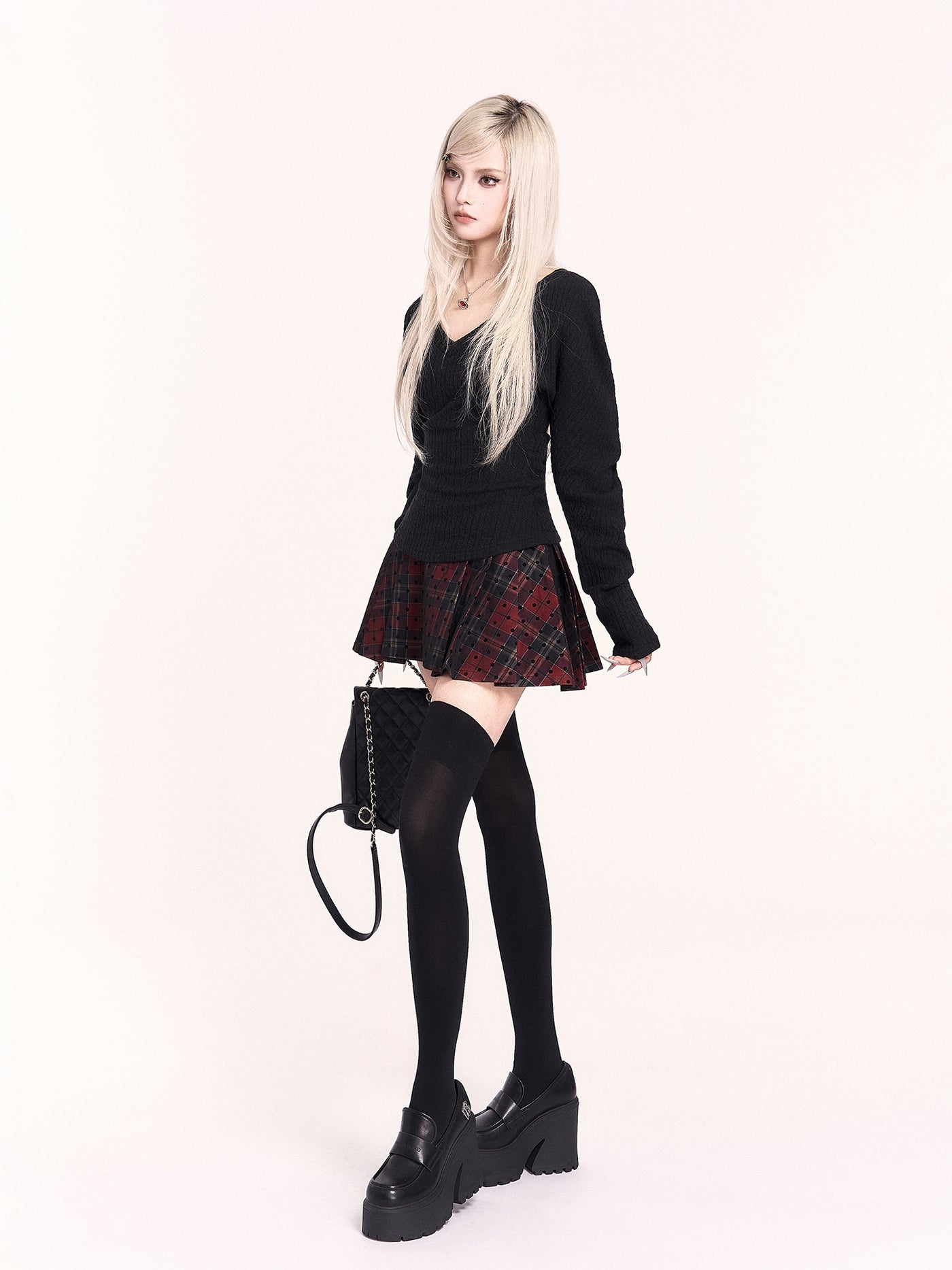 Slimming V-neck Cable Sweater VOC0475