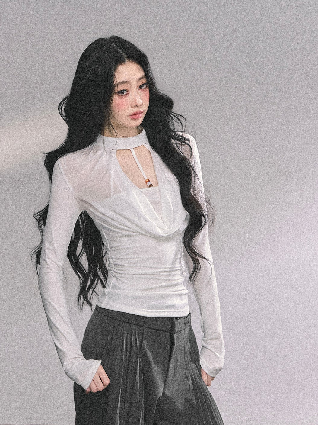 Fake Two-piece V-neck T-shirt DIA0596