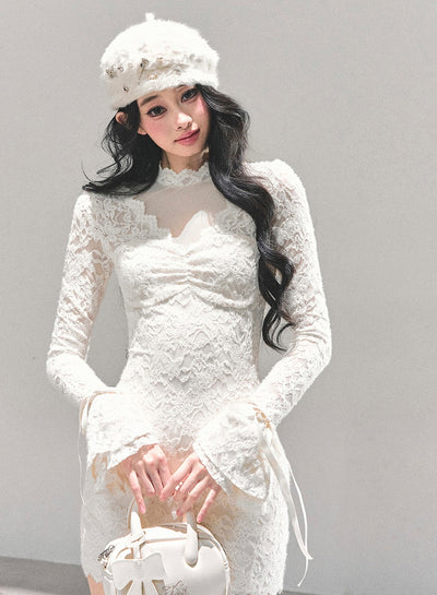 Long-Sleeved Lace Dress DIA0718