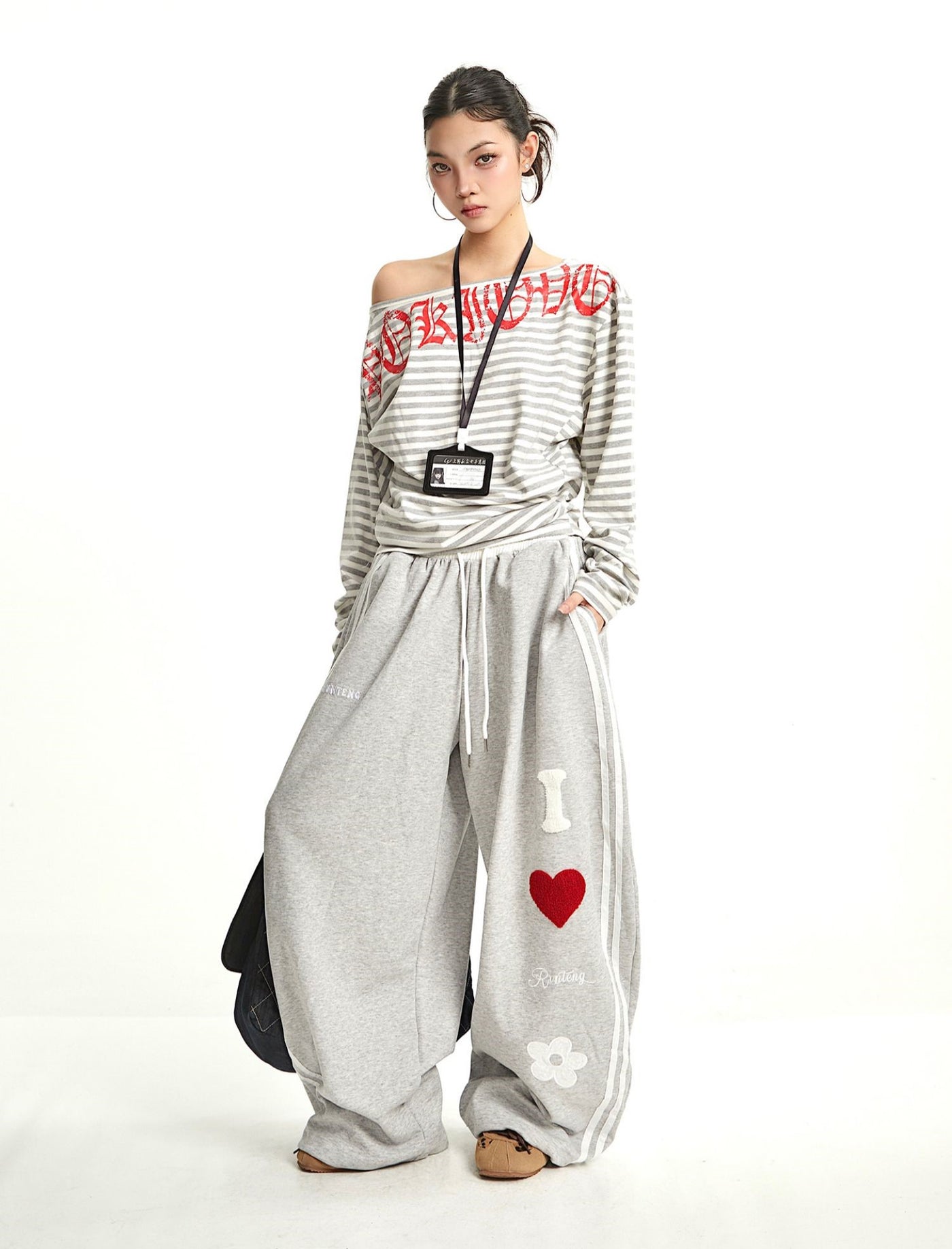 Striped Oblique Shoulder Long-sleeved T-shirt UNC0279