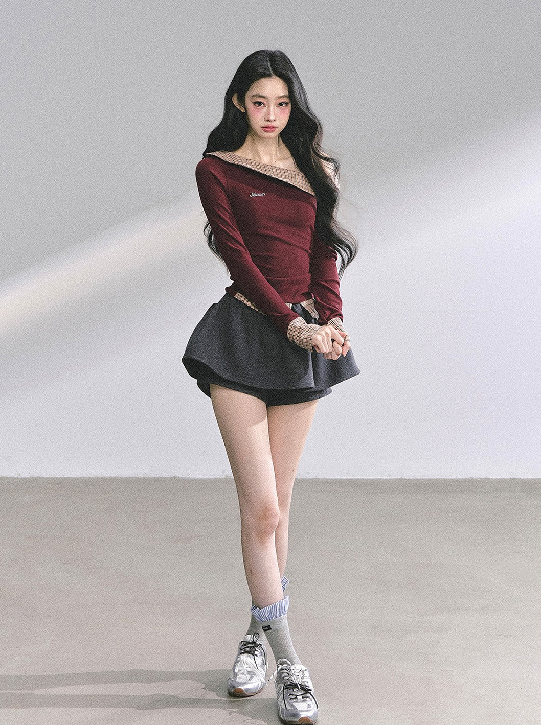 Fake Two-Piece Off-Shoulder Plaid T-Shirt DIA0575