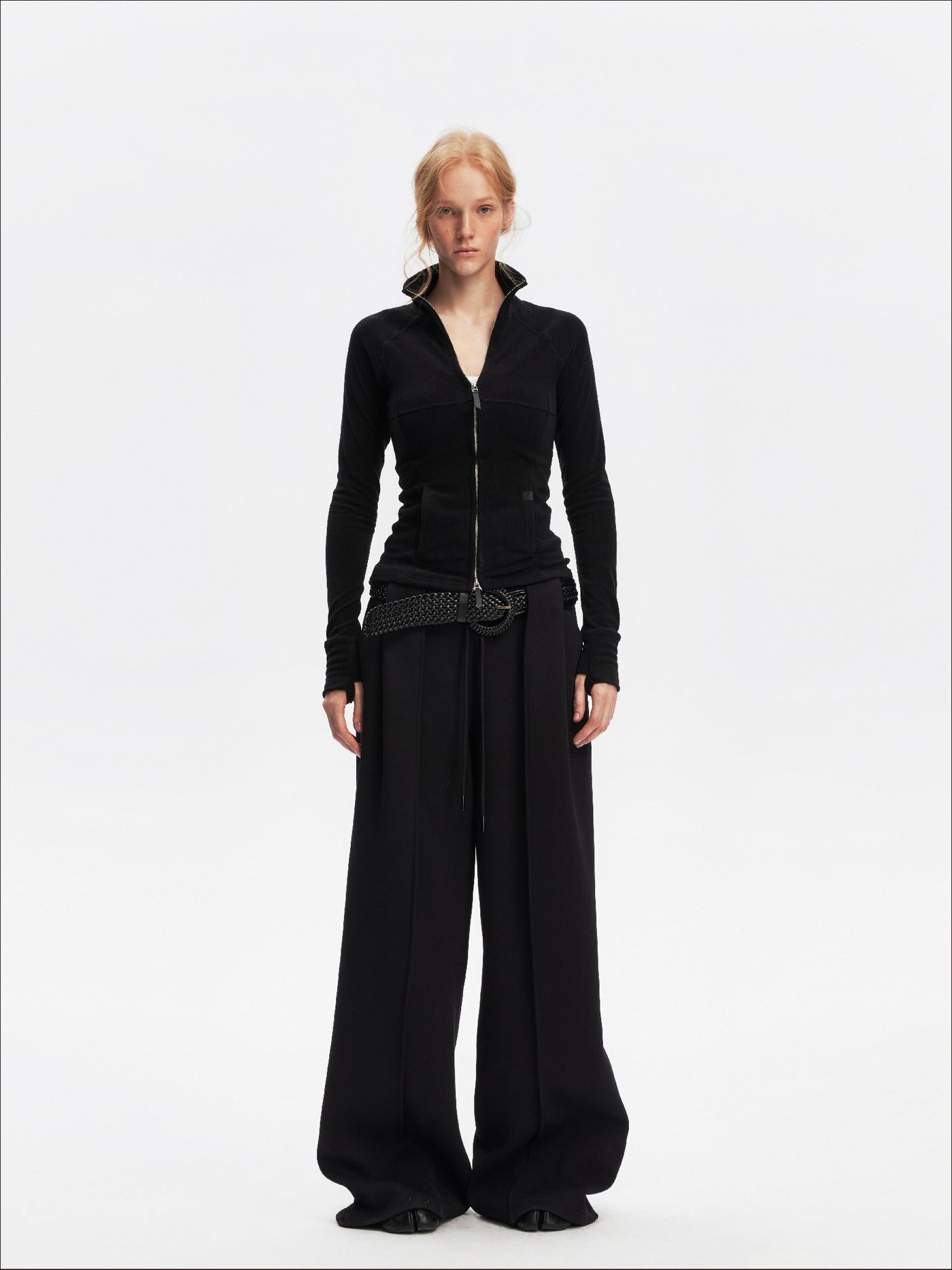 Curved Drape Silhouette Sweatpants SAL0207