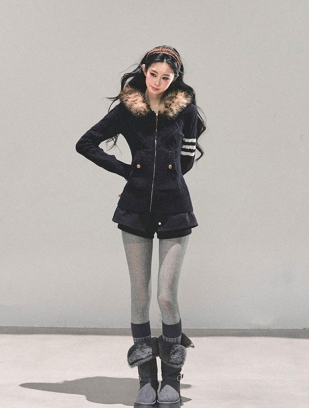 Long-sleeved Hooded Knit Cardigan DIA0665