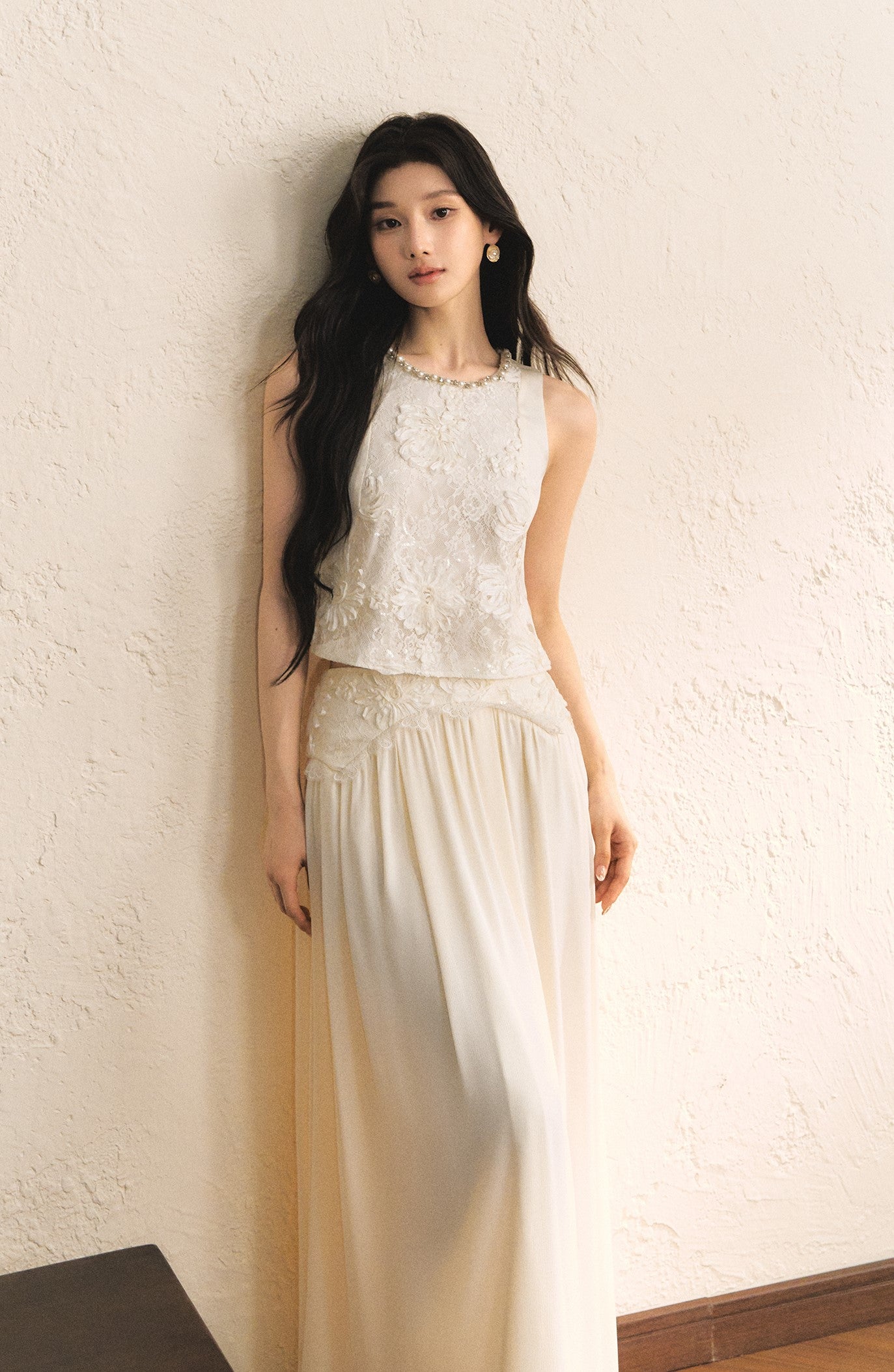 White Sleeveless Lace Top/Skirt OSH0179