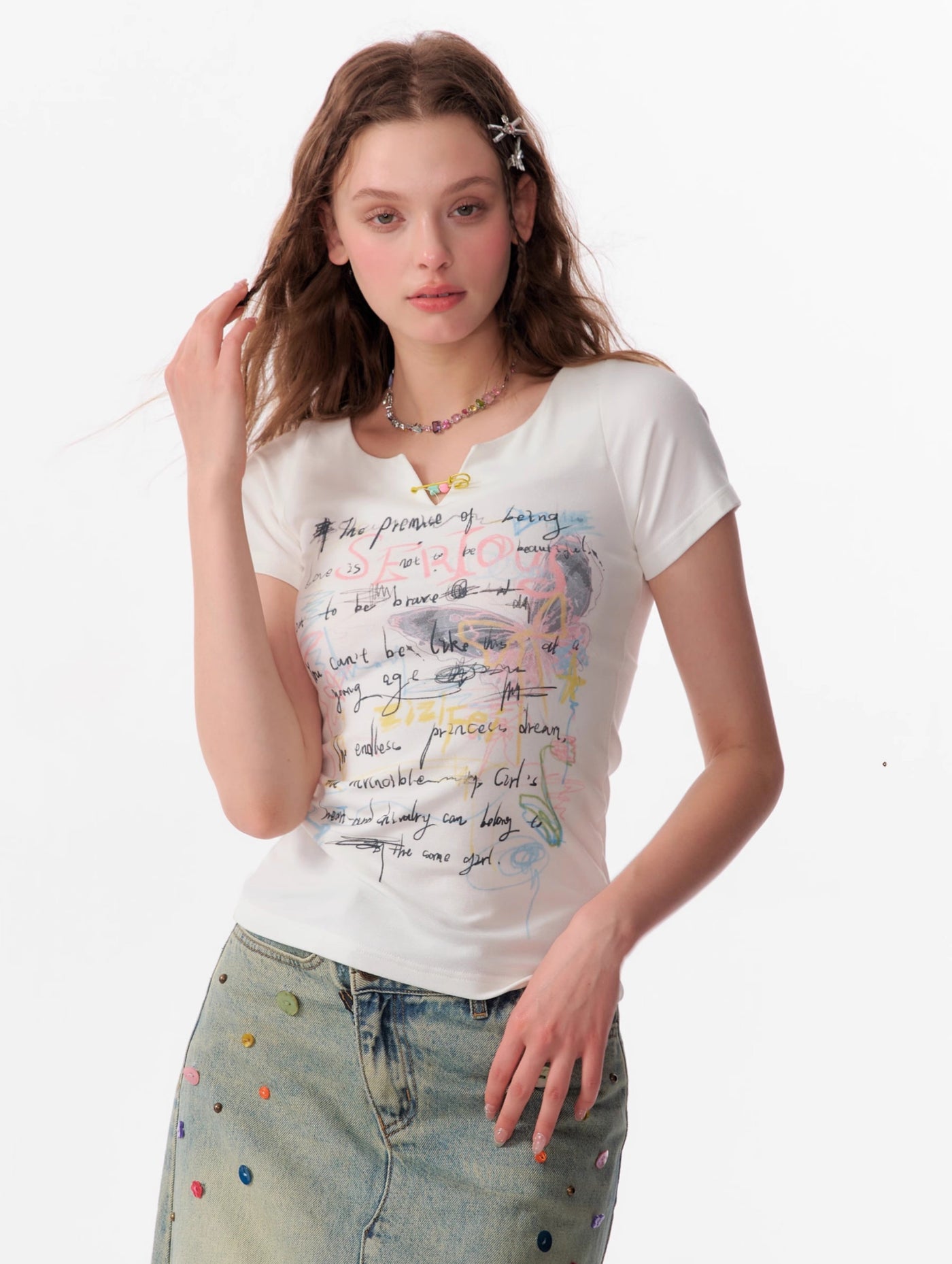 Letter Graffiti Print Slim Small V-neck Short-sleeved T-shirt ZIZ0100