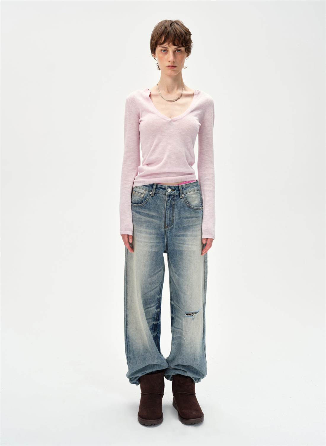 V-neck Long Sleeved Sweater CUR0253