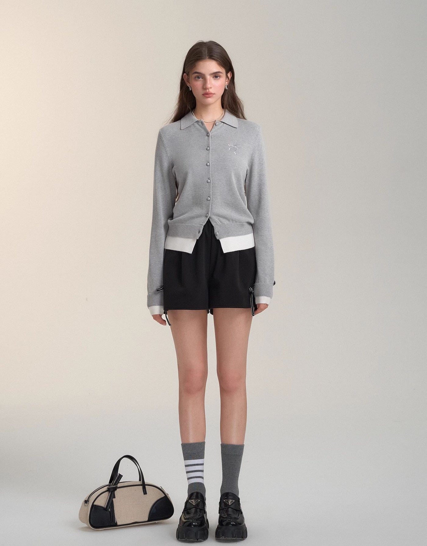 Contrast Color Bow Woolen Shorts SOM0120