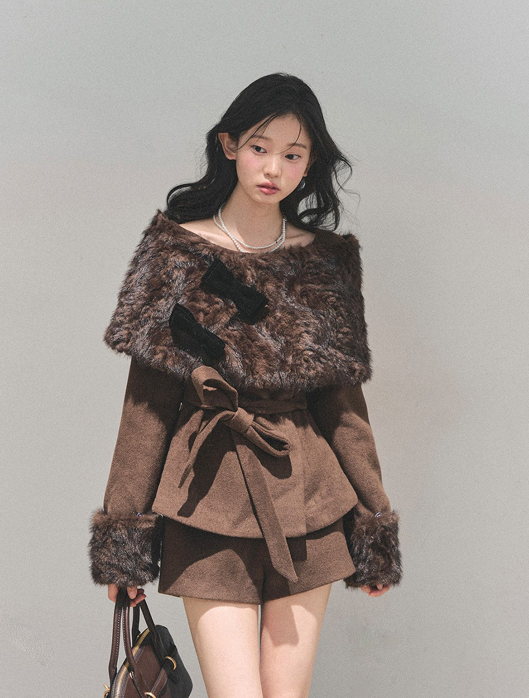 Detachable Cuffs Quilted Jacket/Ribbon Shawl/Shorts DIA0729