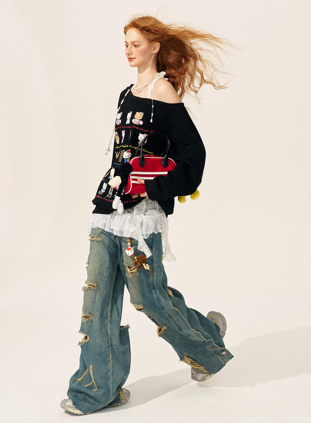 Off-shoulder los over<tc>size</tc> sweatshirt DIA0202