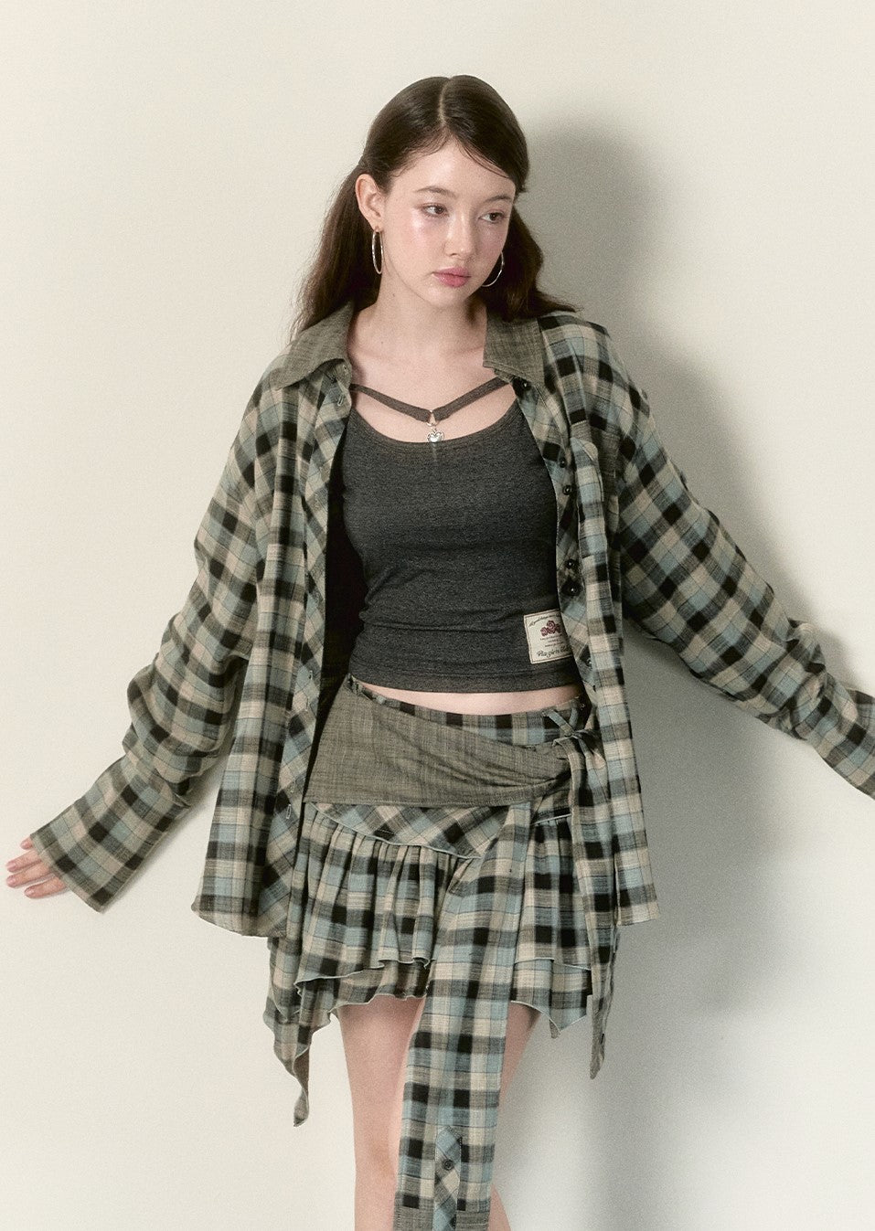 Lace Camisole/Plaid Shirt/Irregular Skirt VIA0151