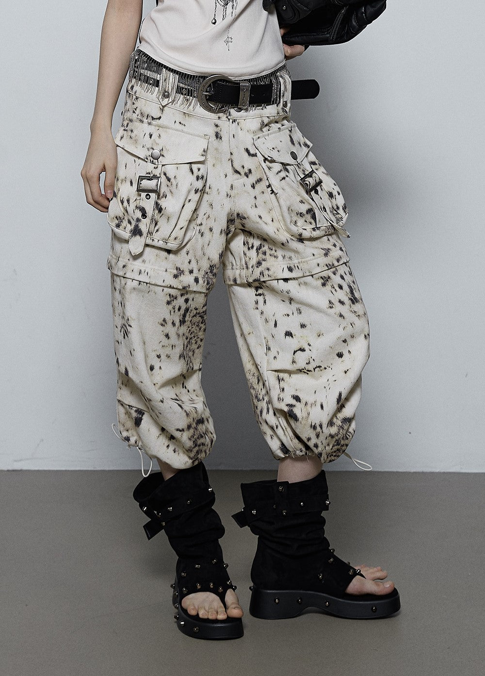 Wasteland Style Loose Leopard Print Two-wear Cropped Pants NOR0079