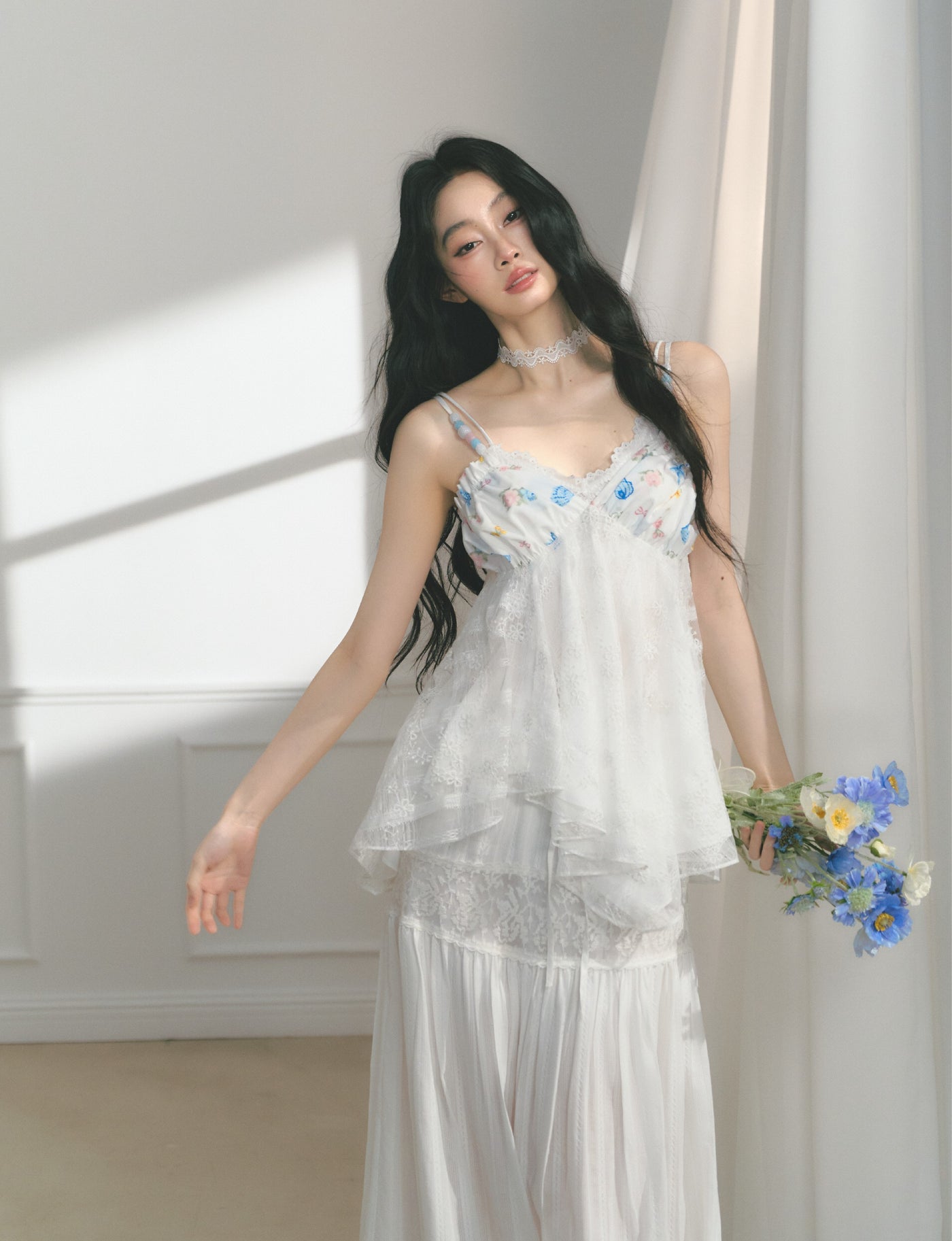 White Flower Printed Lace Camisole SAL0177