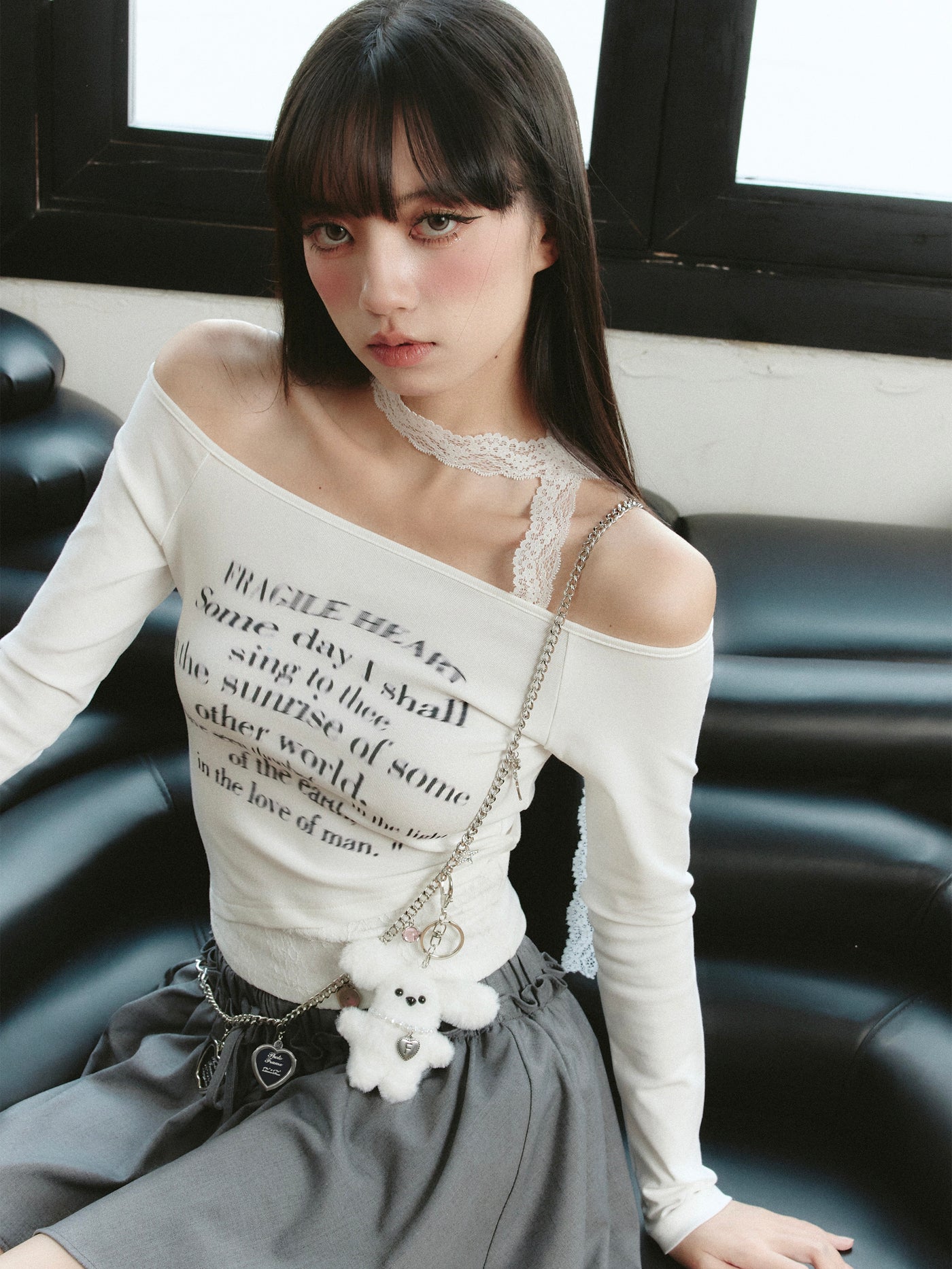 Slim White One Shoulder Letter Printed T-shirt/Skirt FRA0195