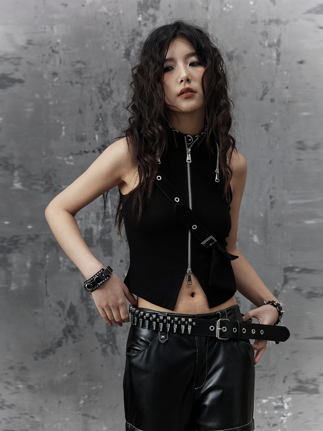 Camisole / No Sleeve – Young Social Club. Camisole / No Sleeve – Young Social Club.