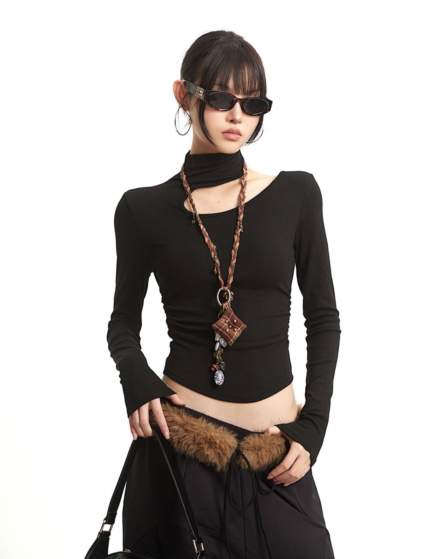 Slim Irregular Cut Long Sleeves T-Shirt UNC0311