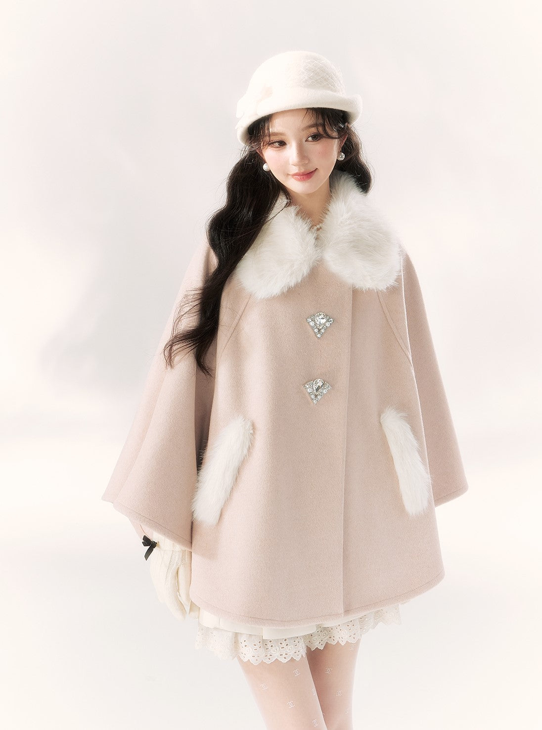 Ribbon Diamond Button Fur Collar Cape BBB0091