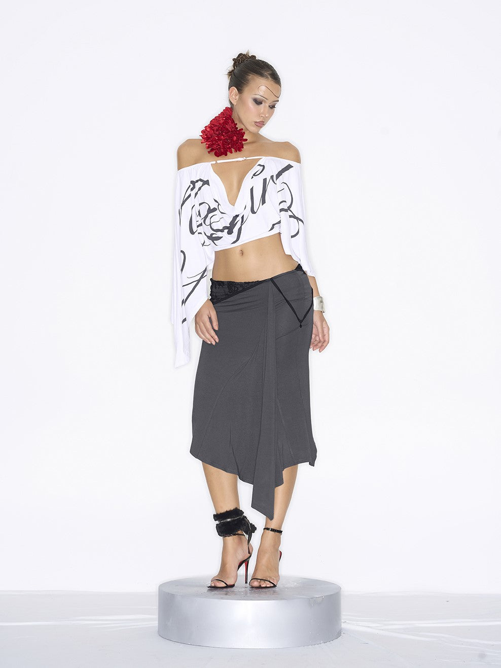 Letter Print Irregular One-shoulder Top NOL0066