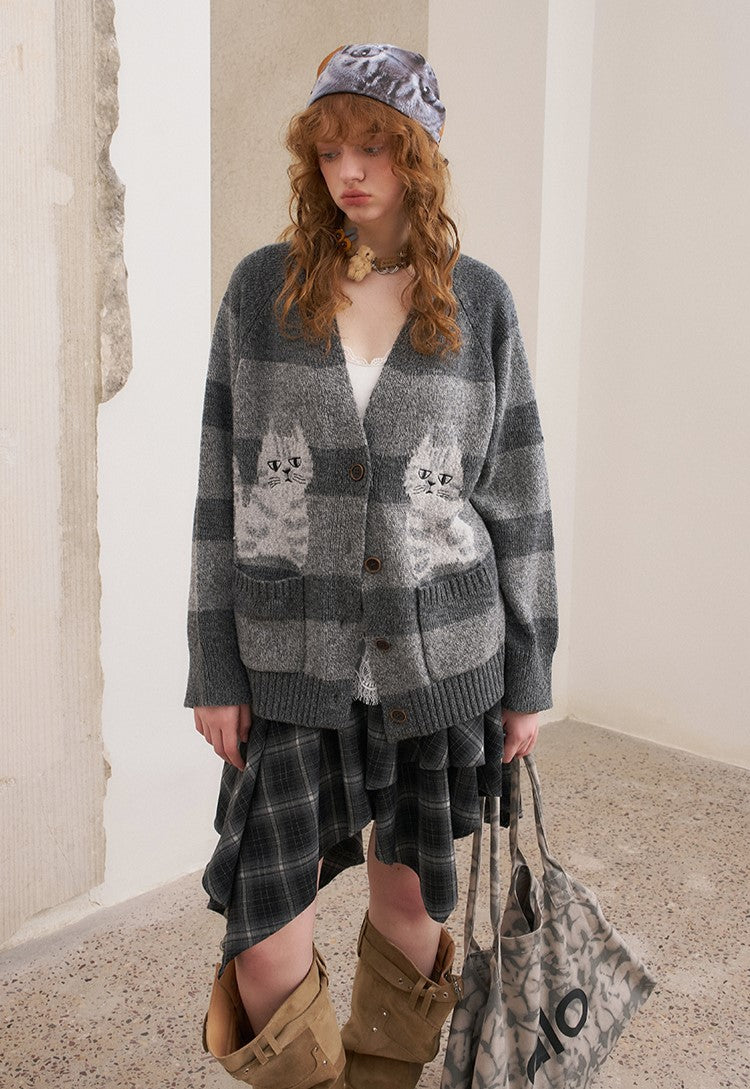 Symmetrical Kitten Striped Knitted Cardigan DID0228