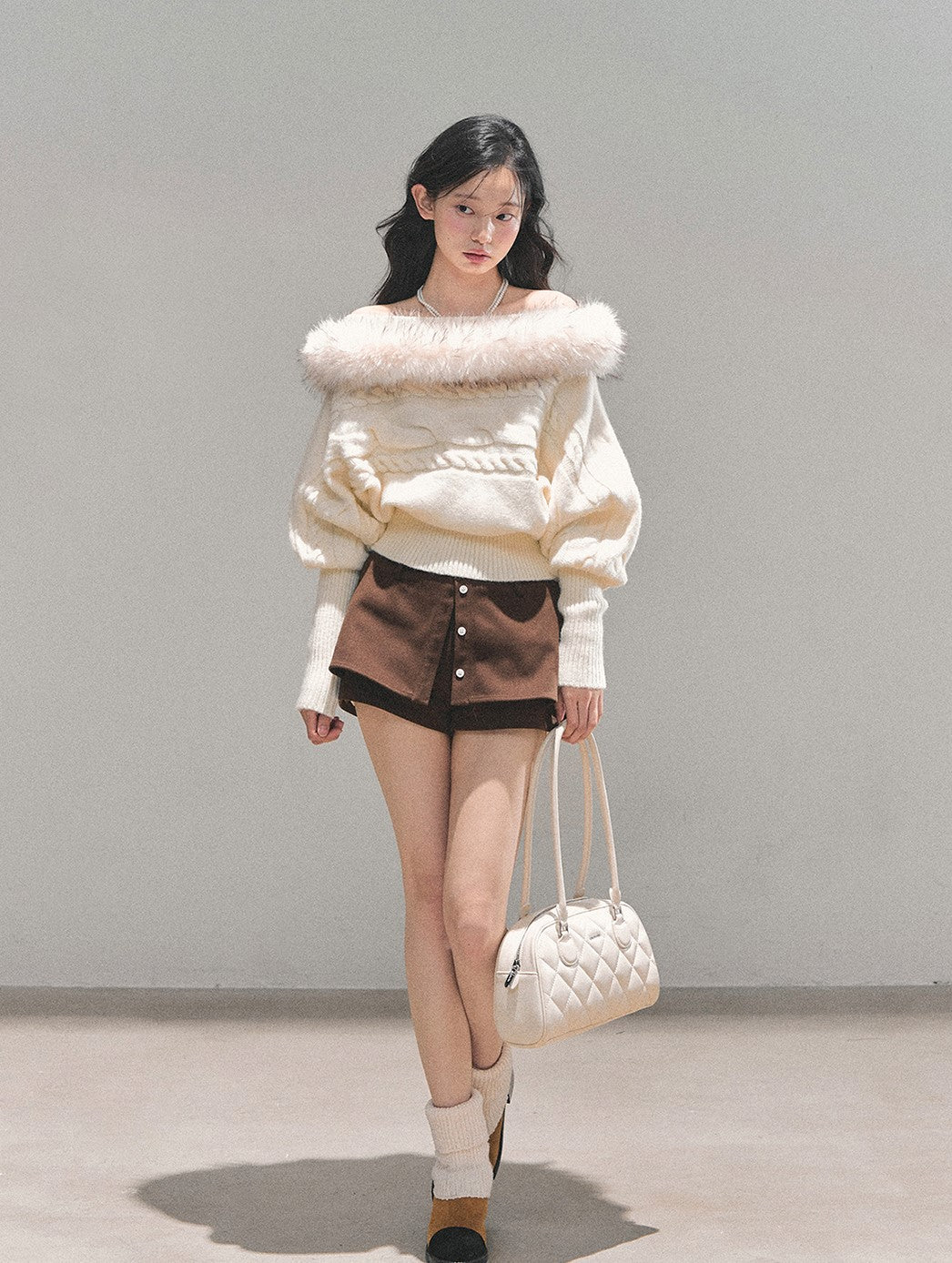 Off-Shoulder Fleece Sweater DIA0709