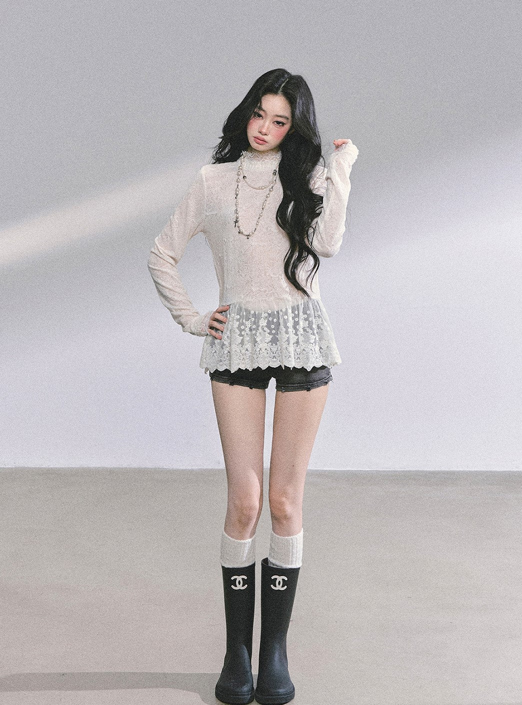 Half Turtleneck Lace Thin Shirt DIA0581