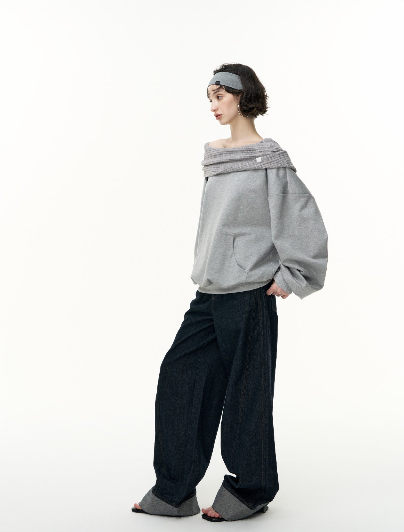 Off-Shoulder Loose Hooded Sweatshirt SAL0190