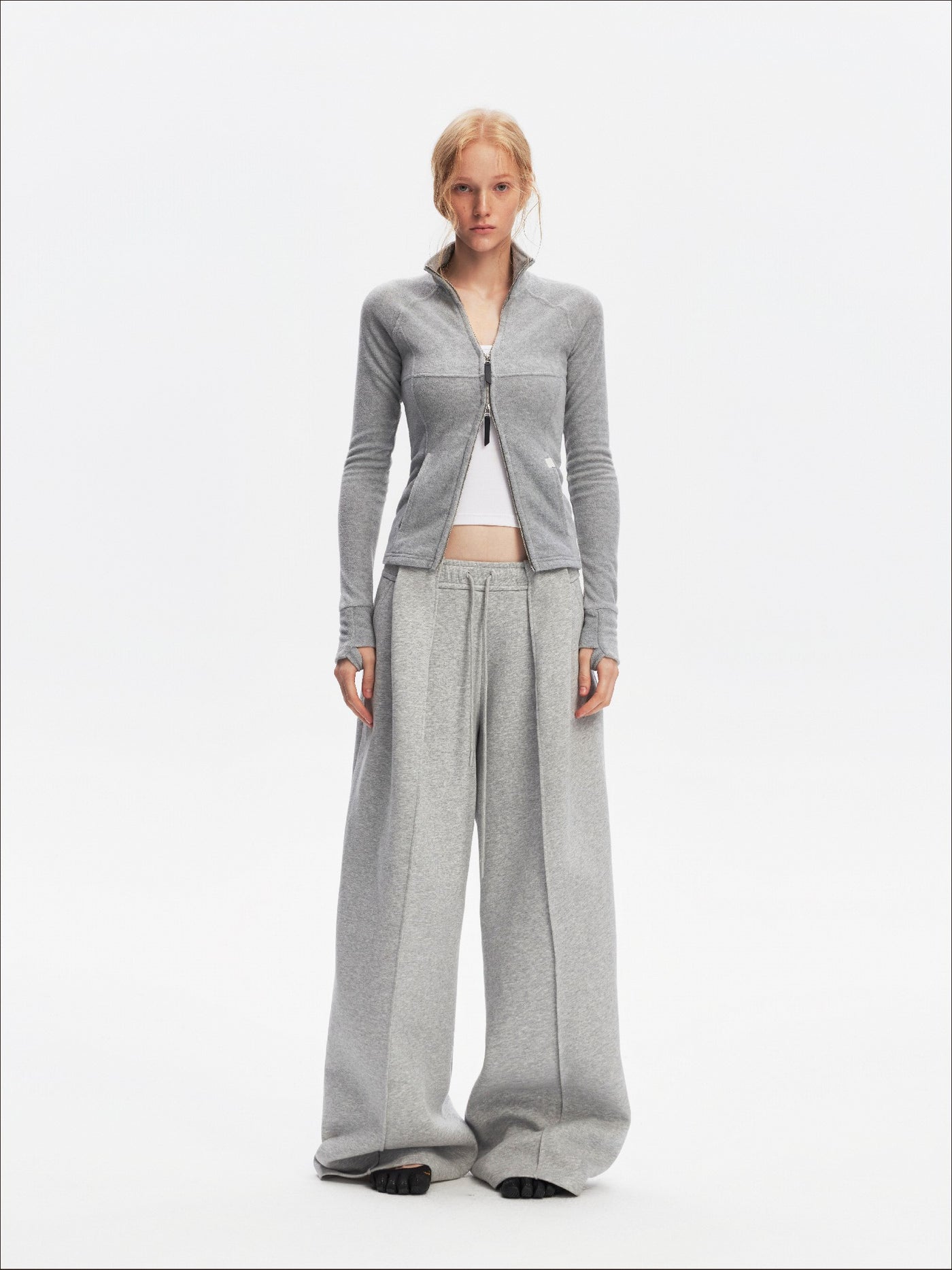 Curved Drape Silhouette Sweatpants SAL0207
