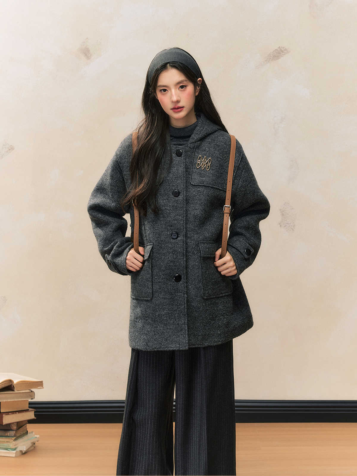 College Style Woolen Quilted Hooded Horn Button Coat SHI0088