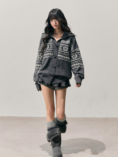 Horn Button Nordic Pattern Cardigan DIA0761
