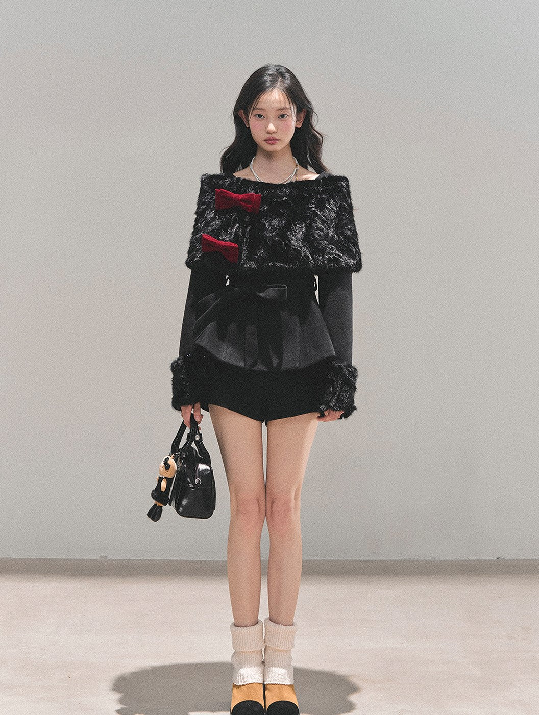 Detachable Cuffs Quilted Jacket/Ribbon Shawl/Shorts DIA0729