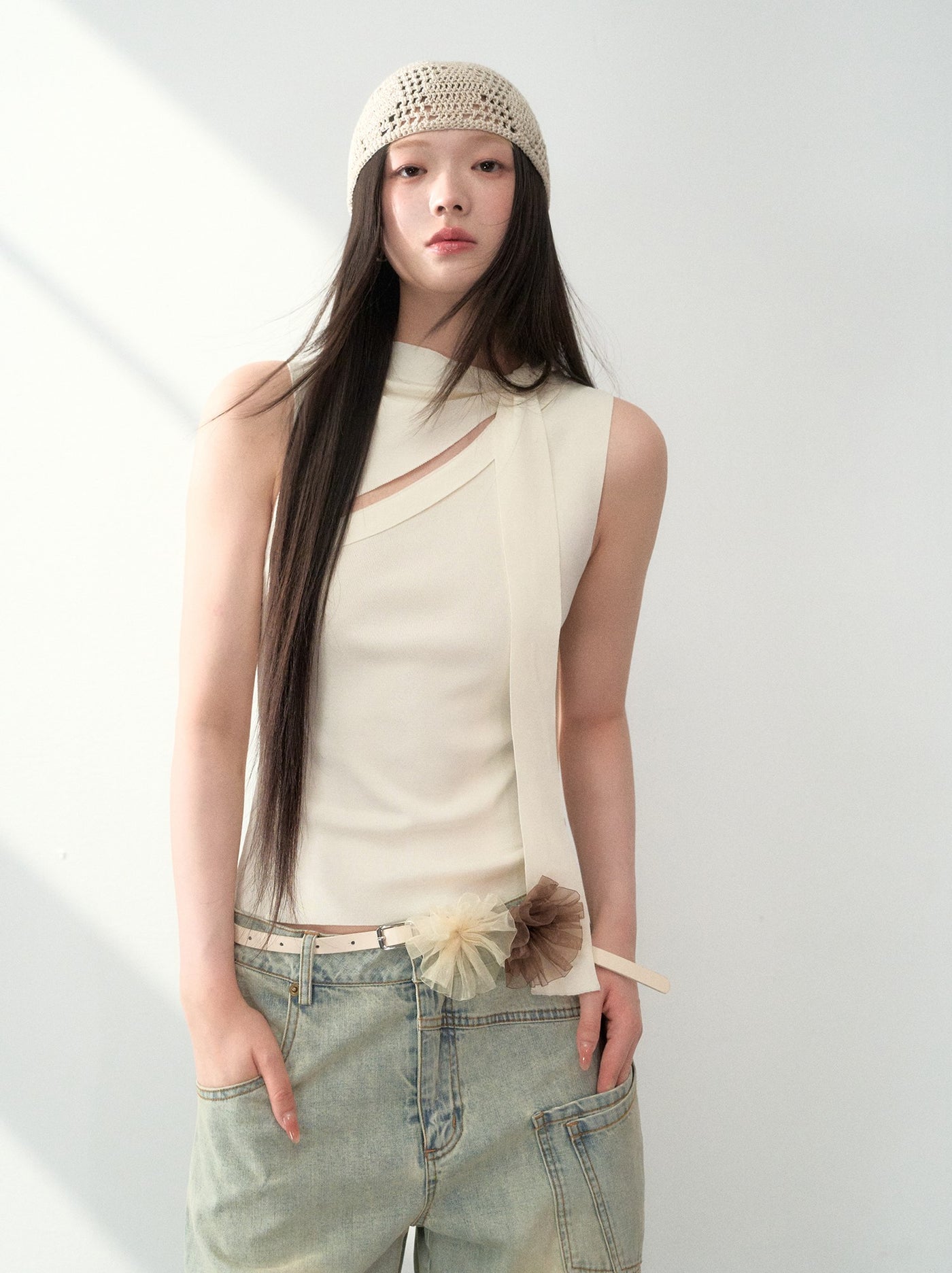 Simple Lace-up Twisted Knitted Top LAL0187