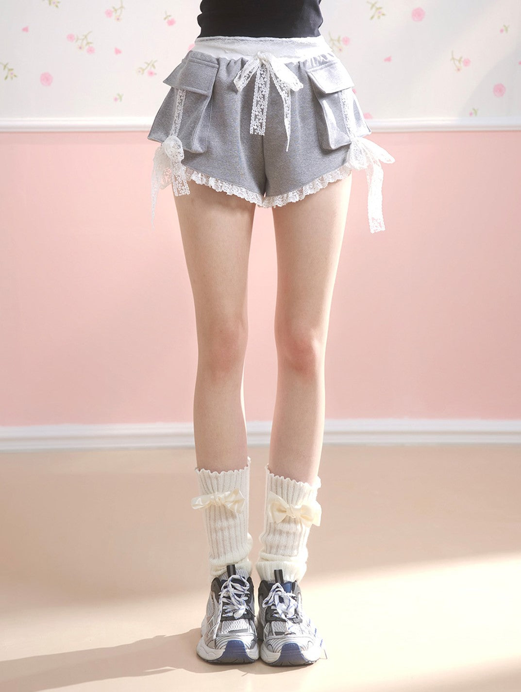Flabby Gray Lace Shorts DIA0128