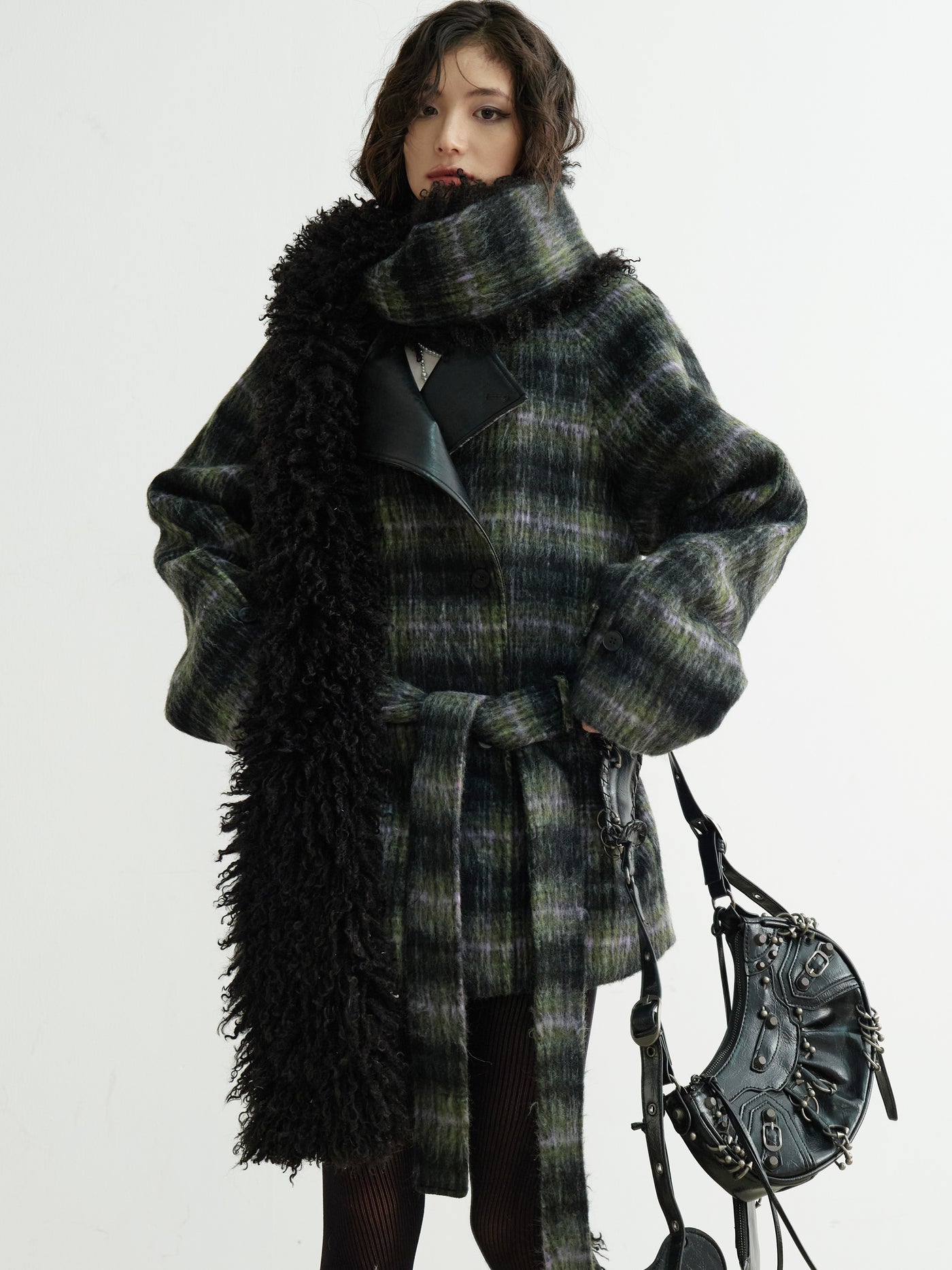 Retro Super Long Fur Scarf Plaid Coat JNY0204