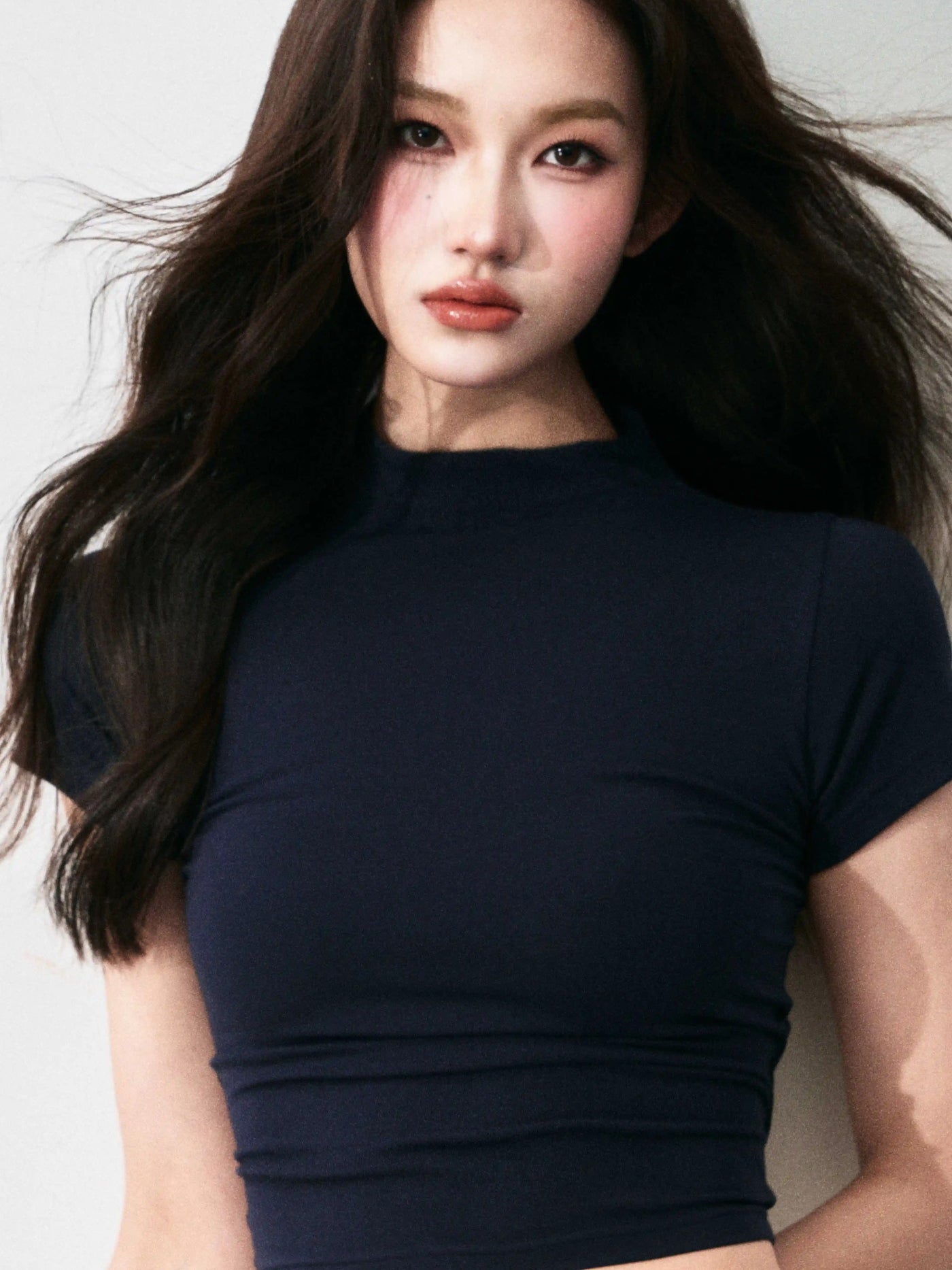 Twisted Hollow Back T-shirt LUL0127