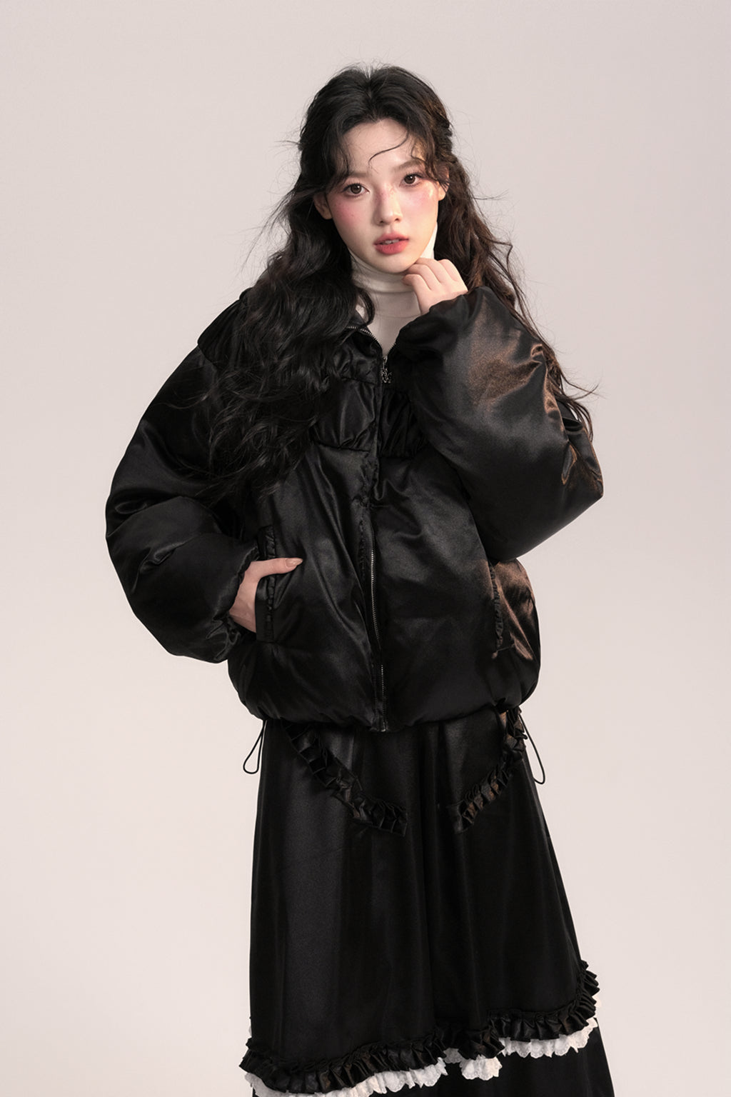 Hooded Silk Texture Pleated Down Jacket AOO0044