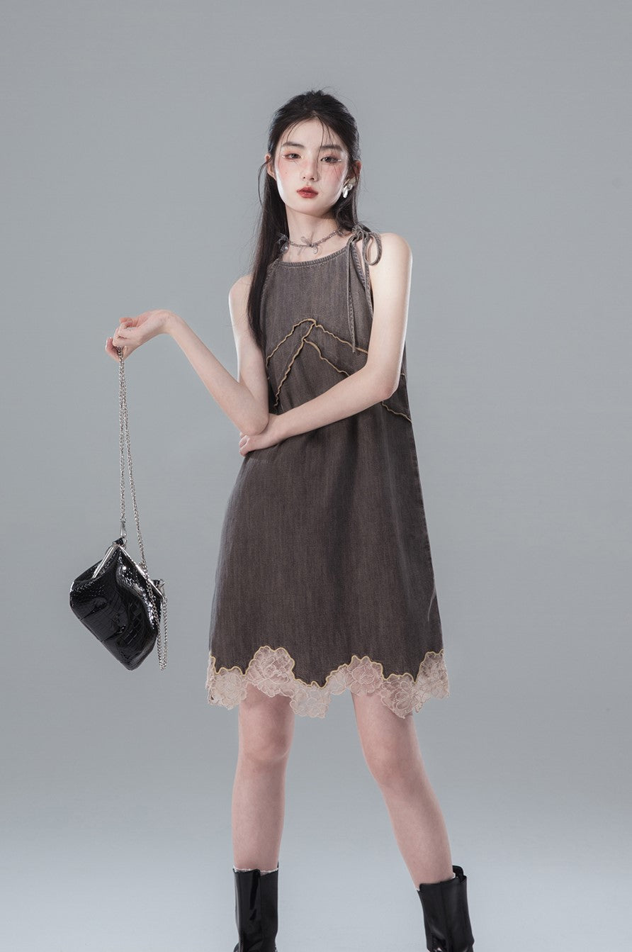 Embroidery Halterneck Lace-up Denim Dress COT0132