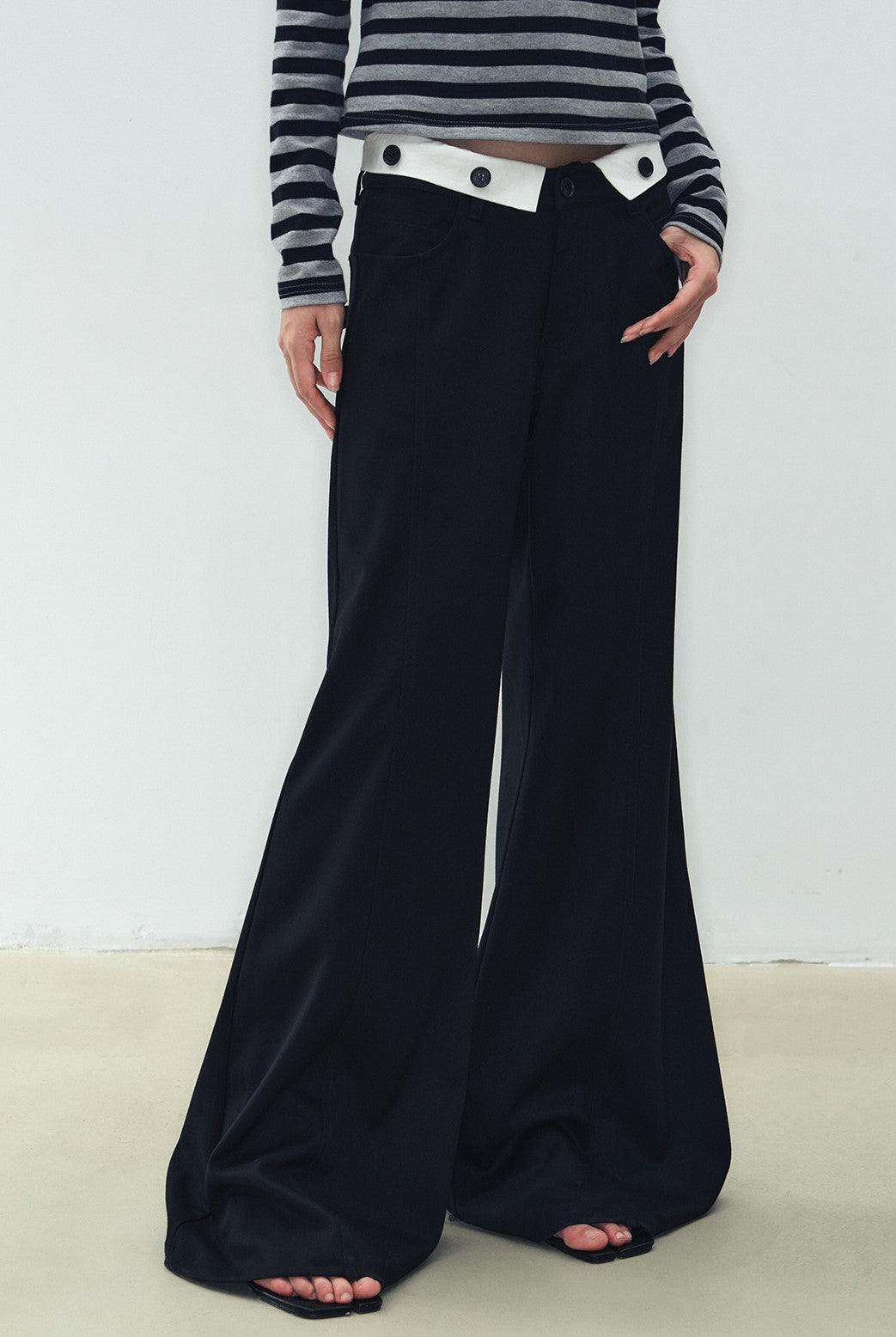 Black Low Waist Loose Large Flared Wide Leg Pants WES0194