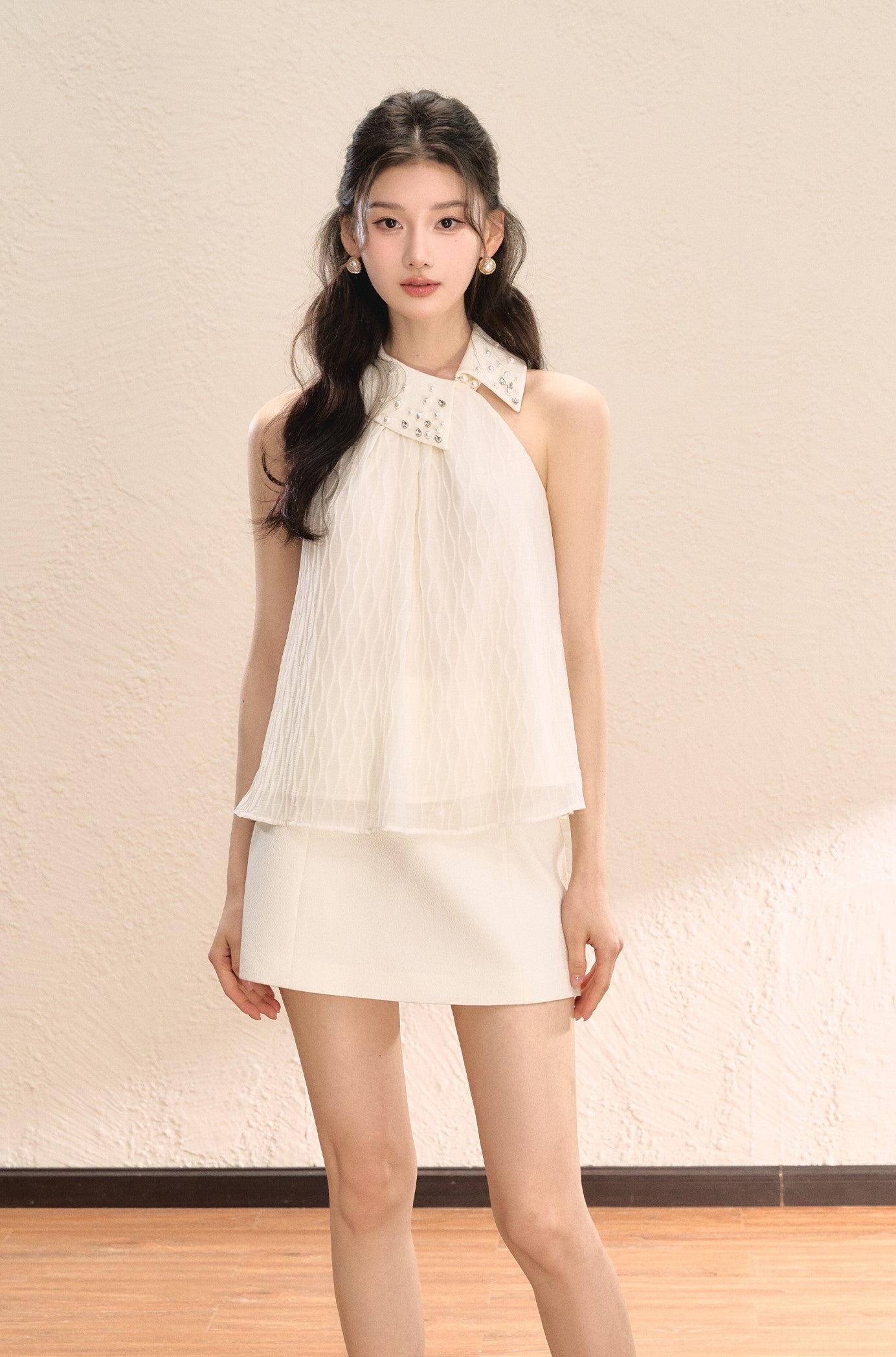 White Irregular Design Sleeveless Halter Neck Shirt OSH0053