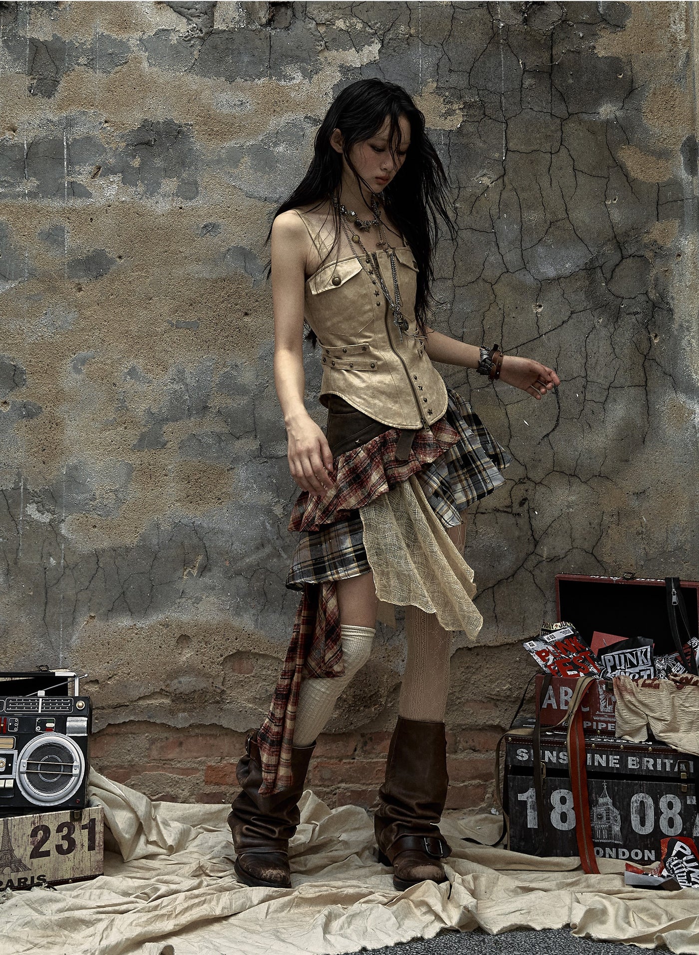 American Street Retro Punk Rebellious Splicing Plaid Irregular Skirt NOR0084