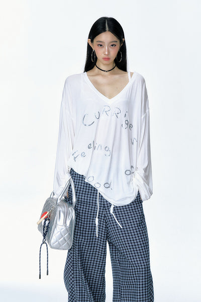 Letter Print V-Neck Loose Silhouette Top CUR0130